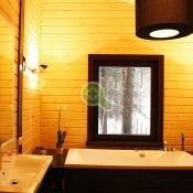 Интерьер ванной комнаты, клееный брус